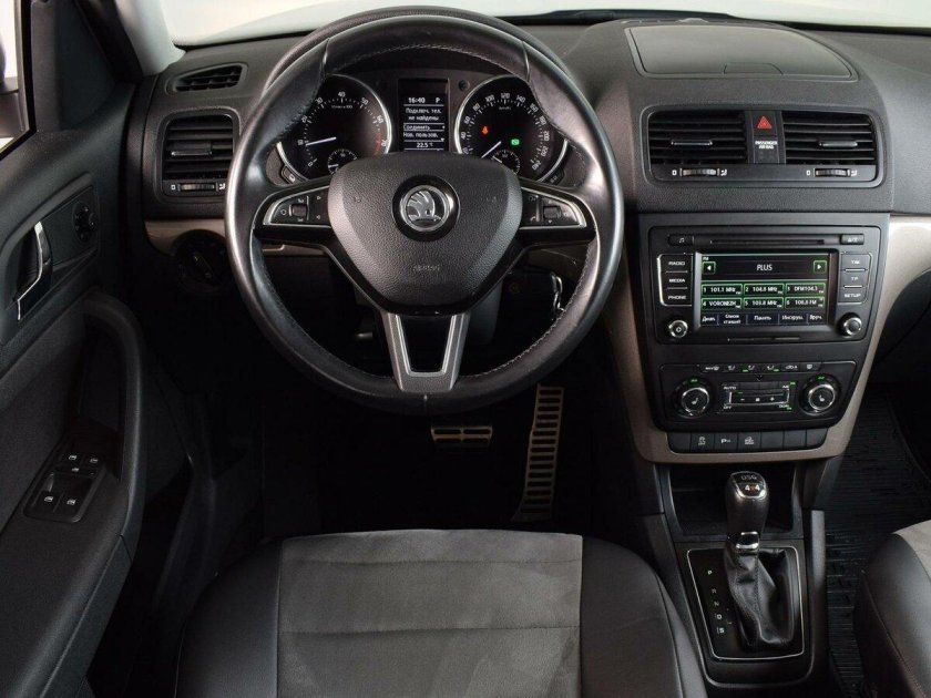 Шкода Йети 2014 салон