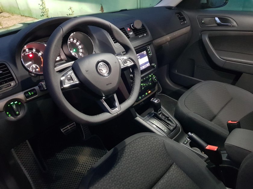 Шкода Йети Рестайлинг салон