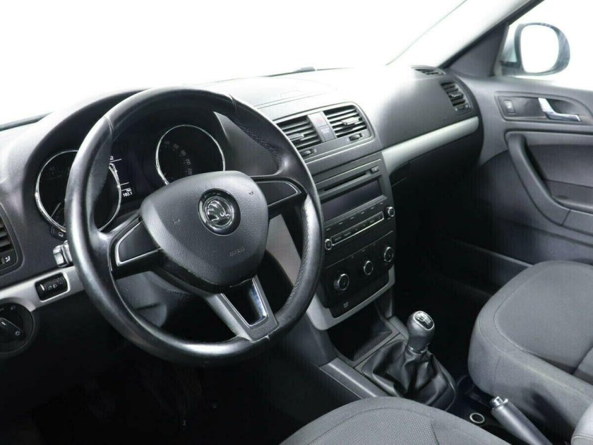 Шкода Йети 1.6