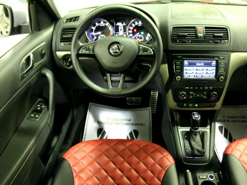 Skoda Yeti 2014 салон