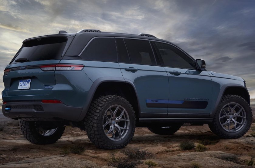 2022 Jeep Cherokee Trailhawk