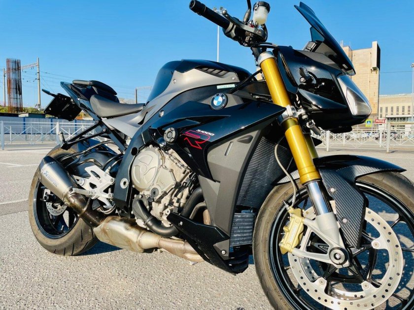 Мотоцикл БМВ s1000r