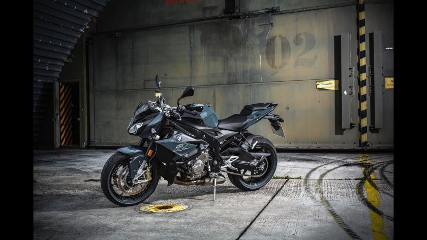 BMW s1000r мотоцикл