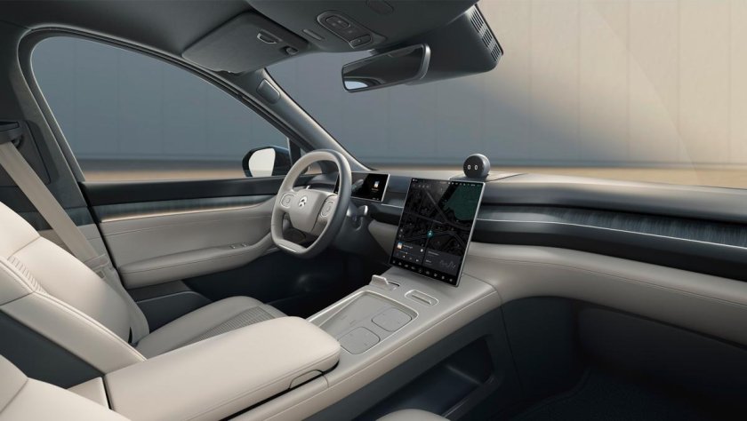 Электромобиль Nio es8