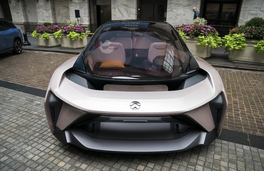 Китайский электромобиль Nio