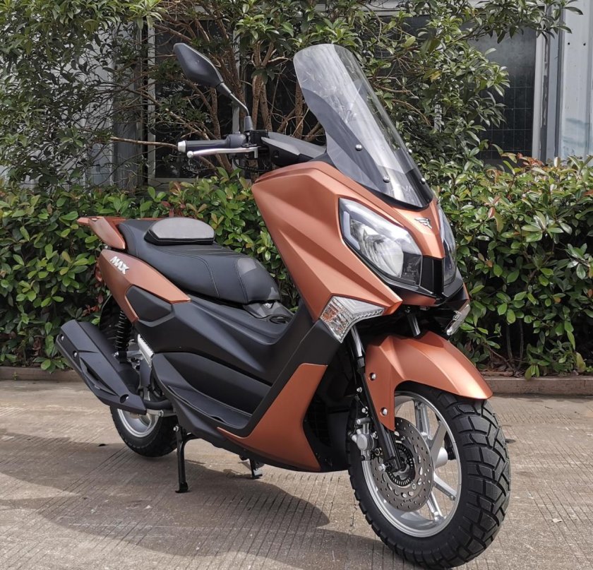 Макси скутер Vento Max 200