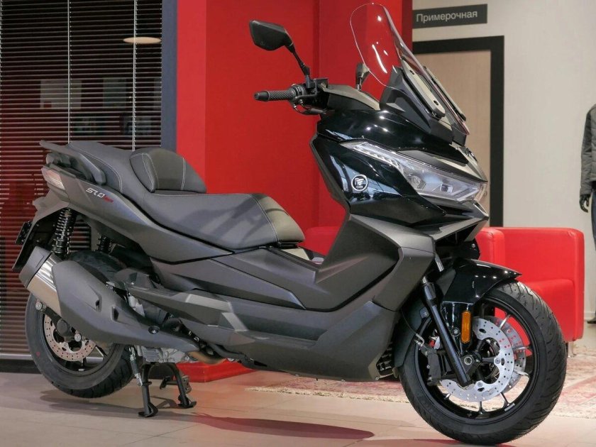 Максискутер Vogue sr4 Max