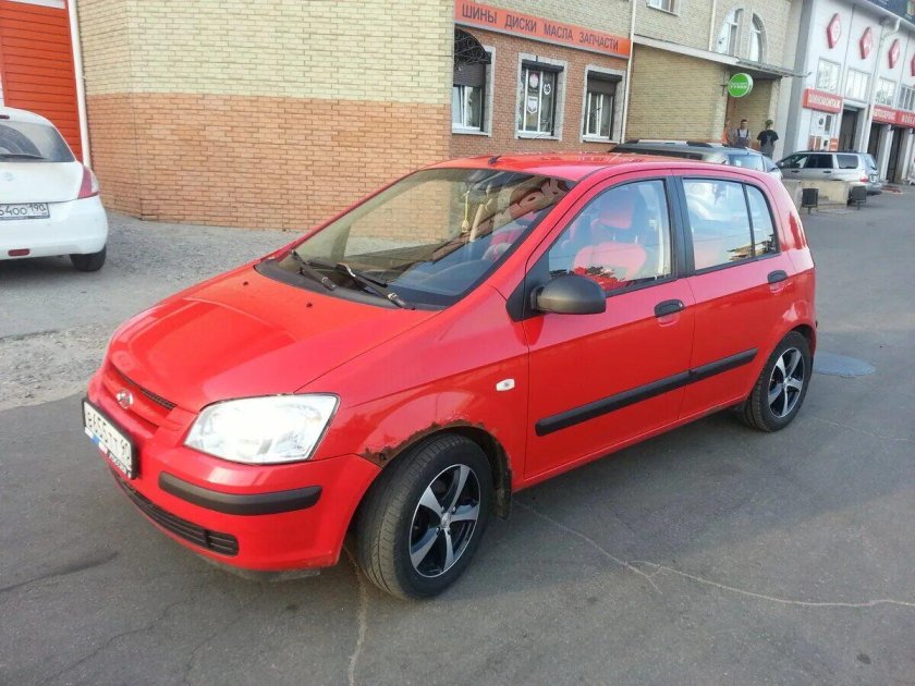 Hyundai Getz красный