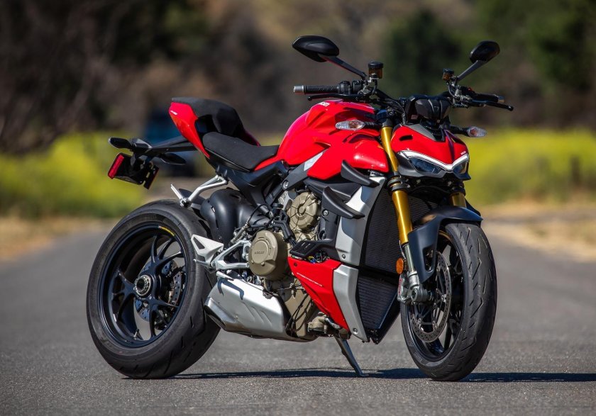 Ducati Streetfighter v4 2021