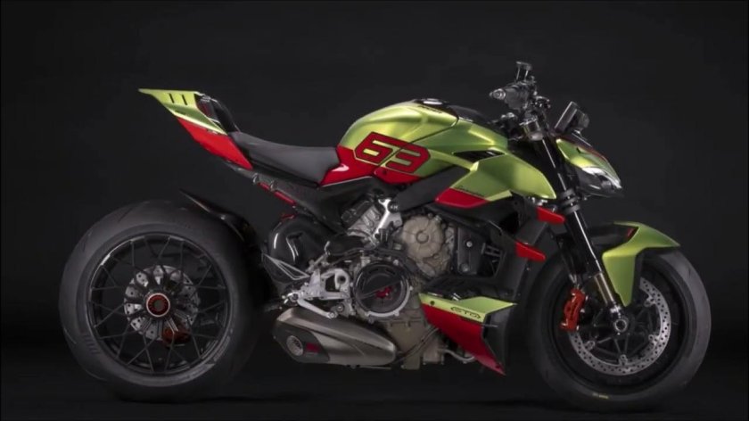 Мотоцикл Ducati Streetfighter v4