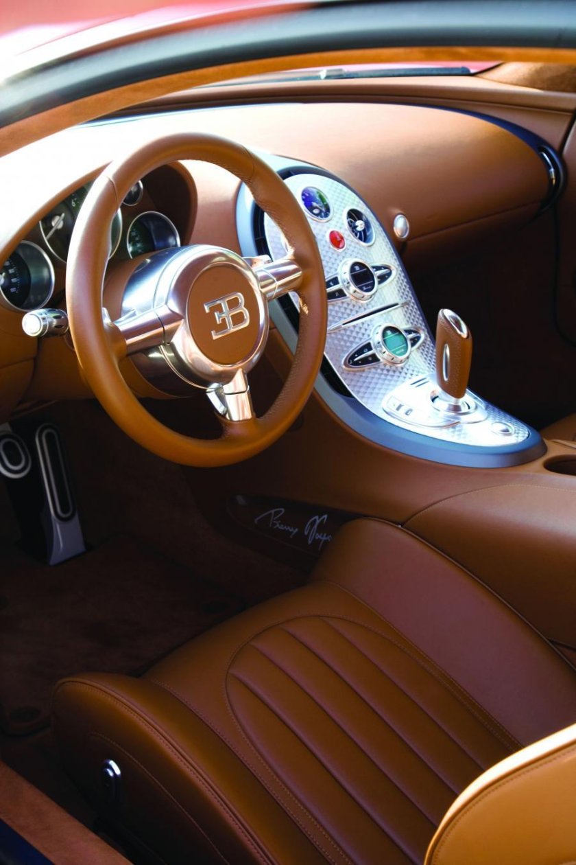 Bugatti Veyron салон