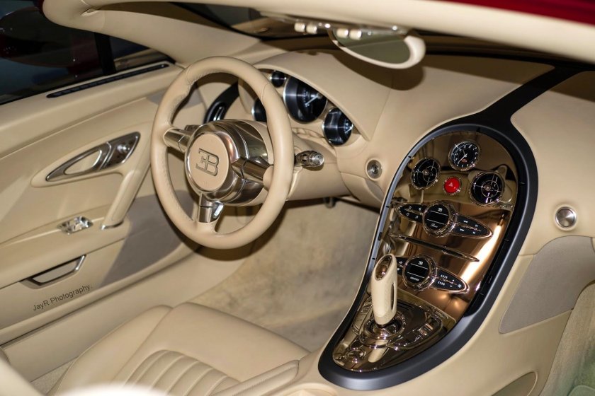 Bugatti Veyron 16.4 super Sport салон