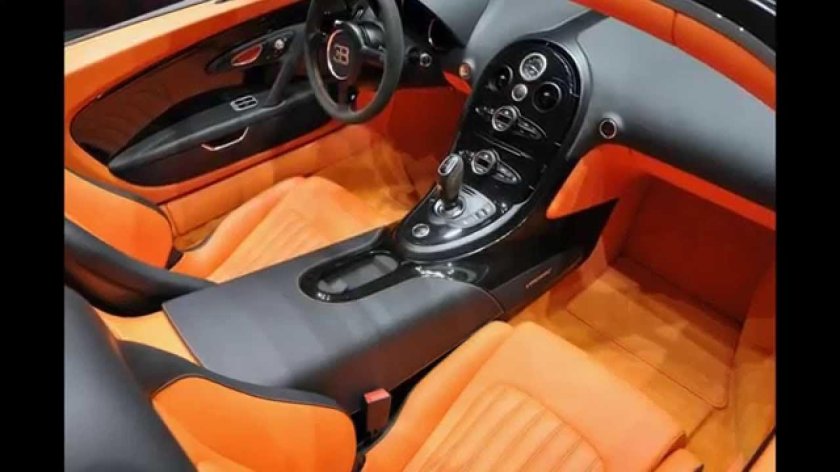 Bugatti Veyron 16 4 Grand Sport Vitesse в салоне