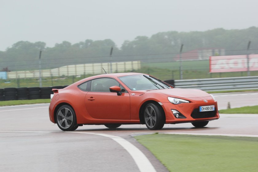 Спортивное купе