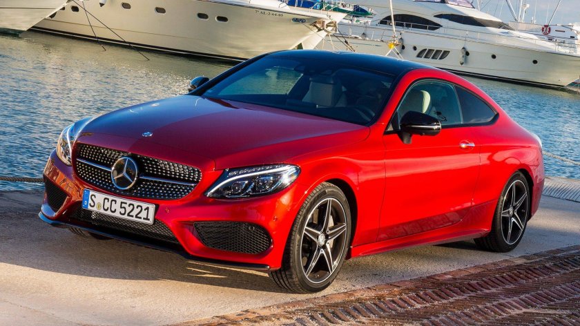 Мерседес красный купе АМГ