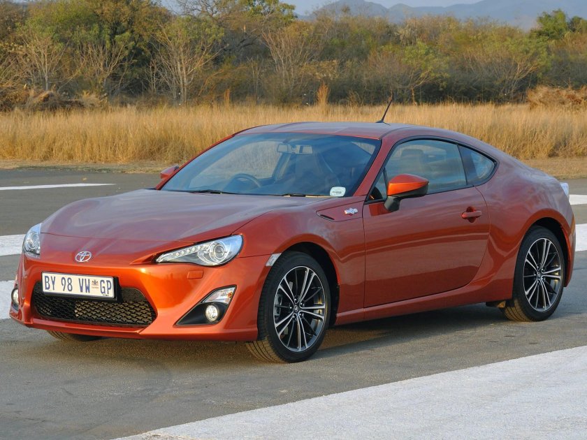 Toyota 86 zn6 купе