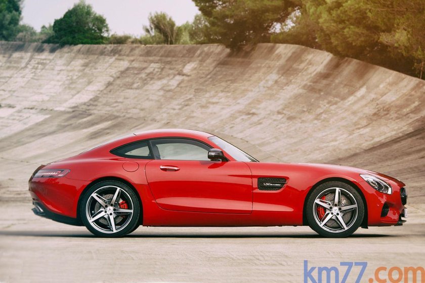 Mercedes benz amg gt 2015