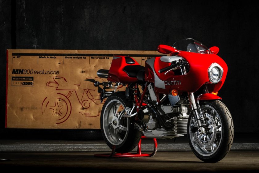 Ducati mh900e