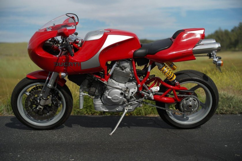 Ducati mh900e