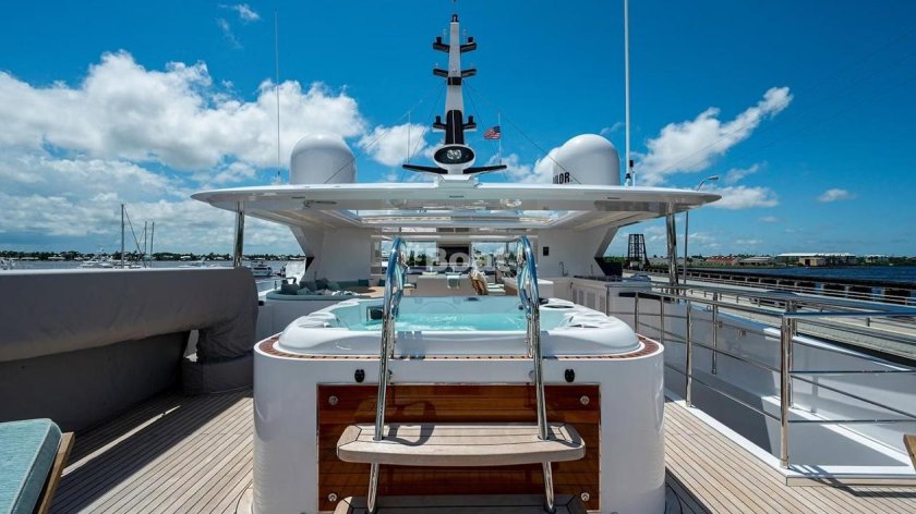 Majesty yachts