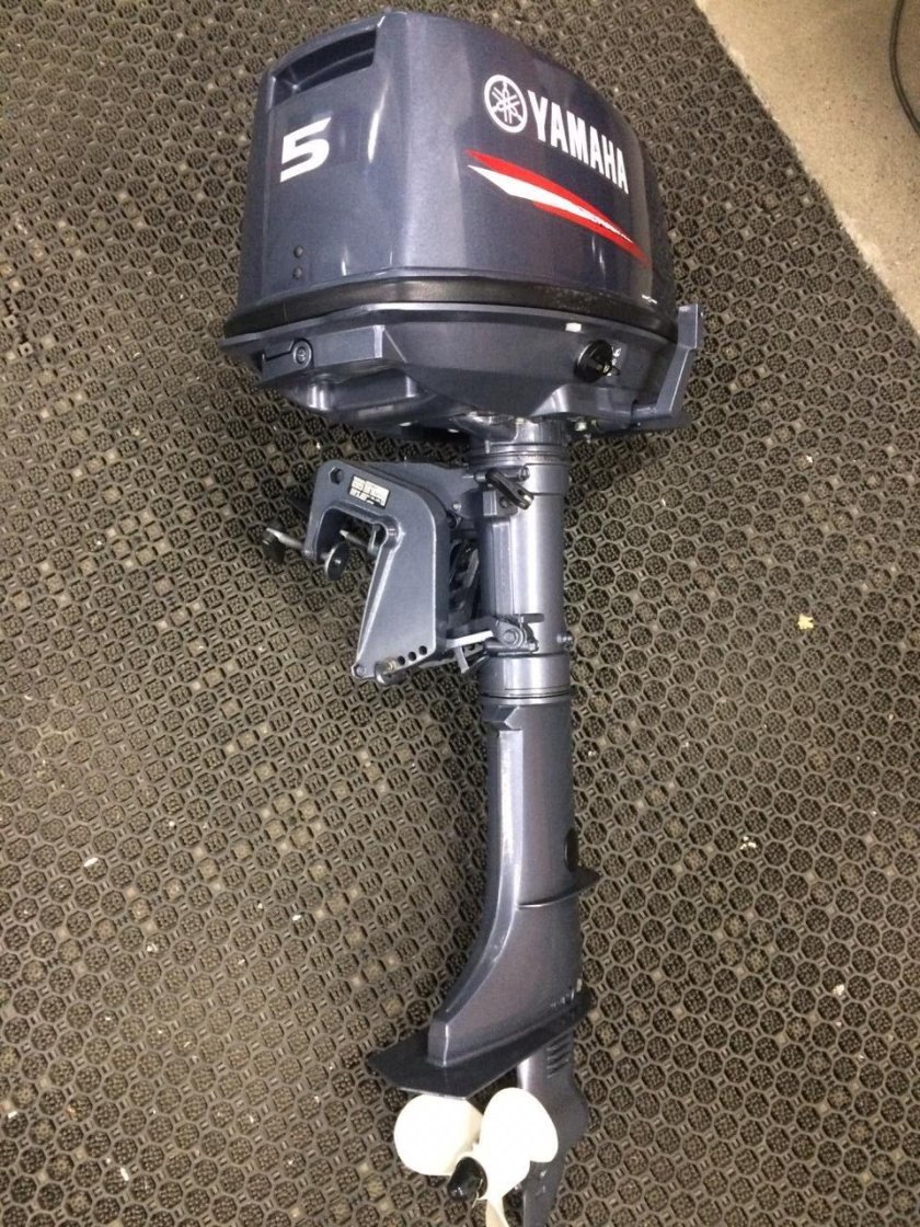 Лодочный мотор Ямаха 5