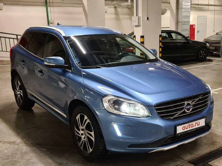 Вольво хс60 голубая