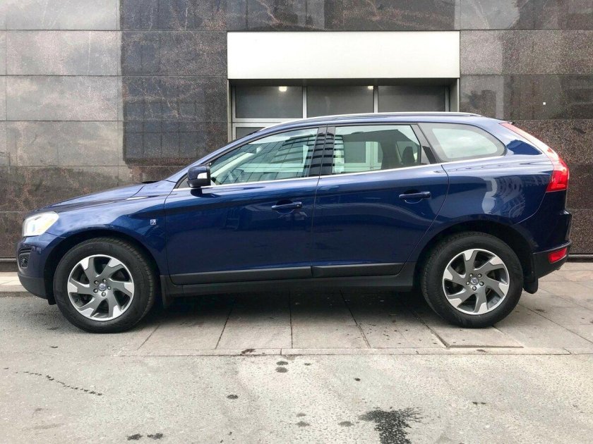 Вольво хс60 синий