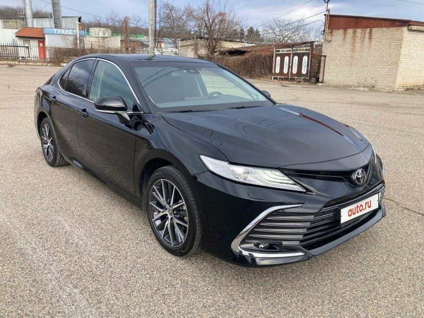 Тойота камри 2023