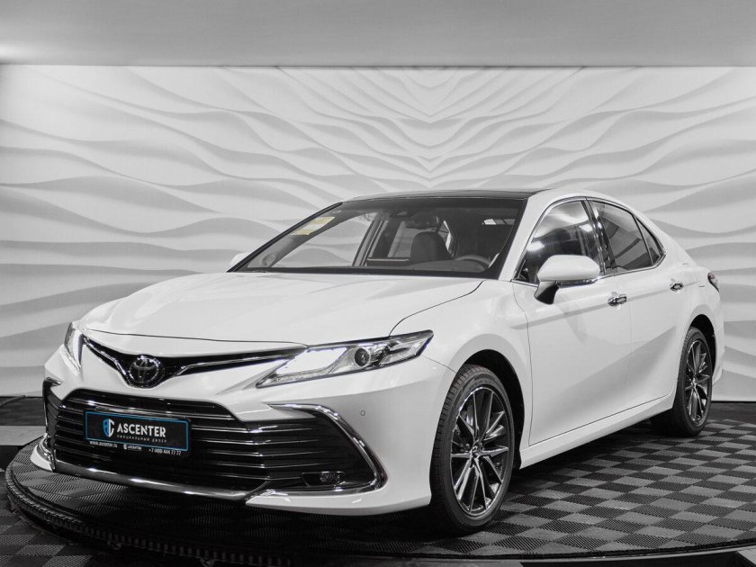 Toyota Camry 2023