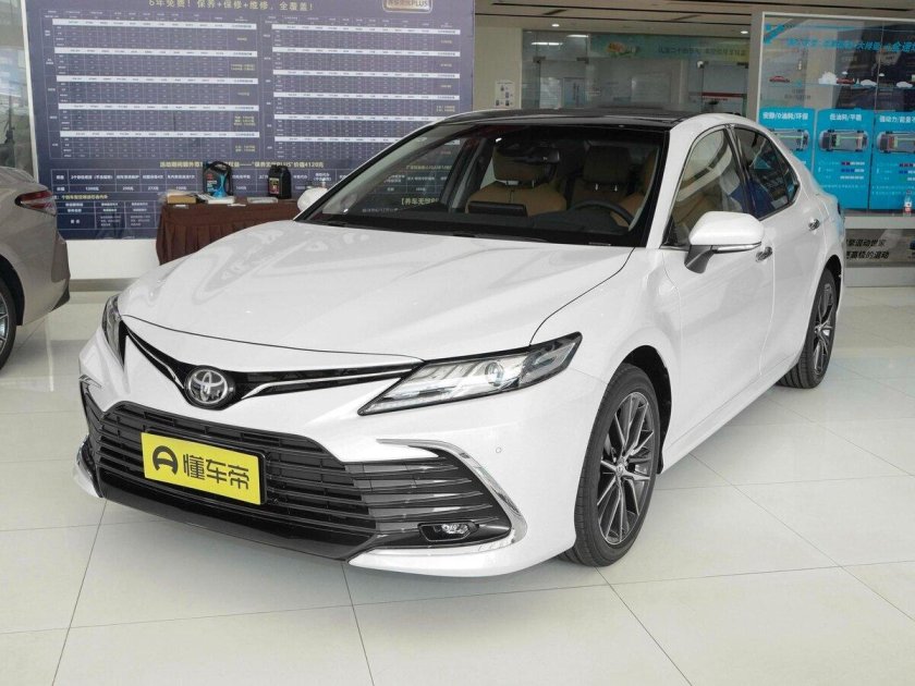 Toyota Camry 2023