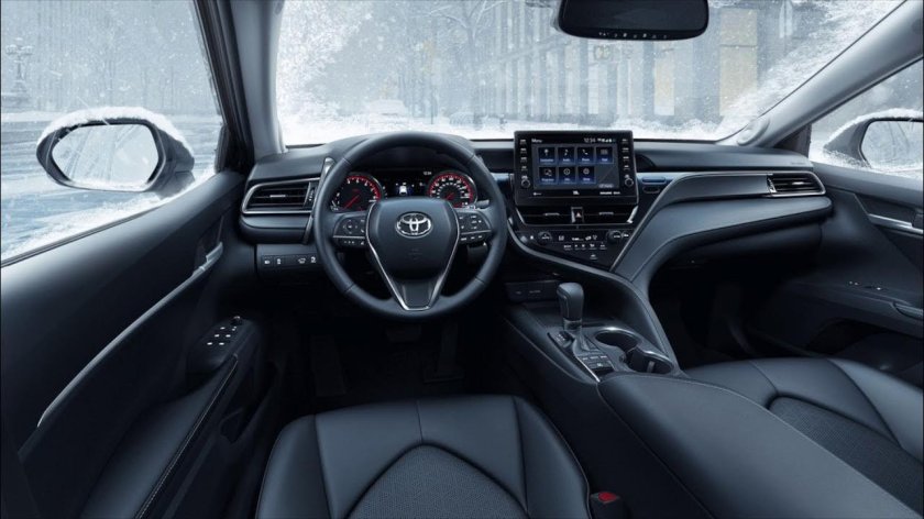 Toyota Camry 2022 салон