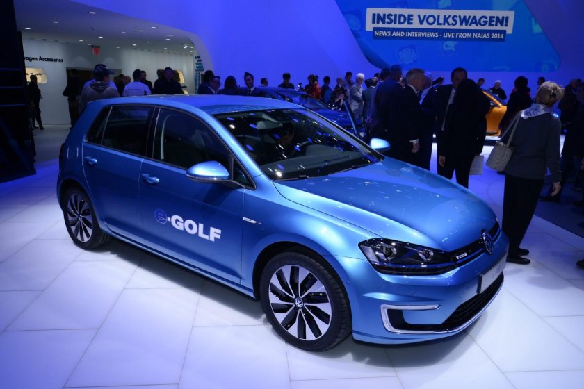 Volkswagen Golf электромобиль