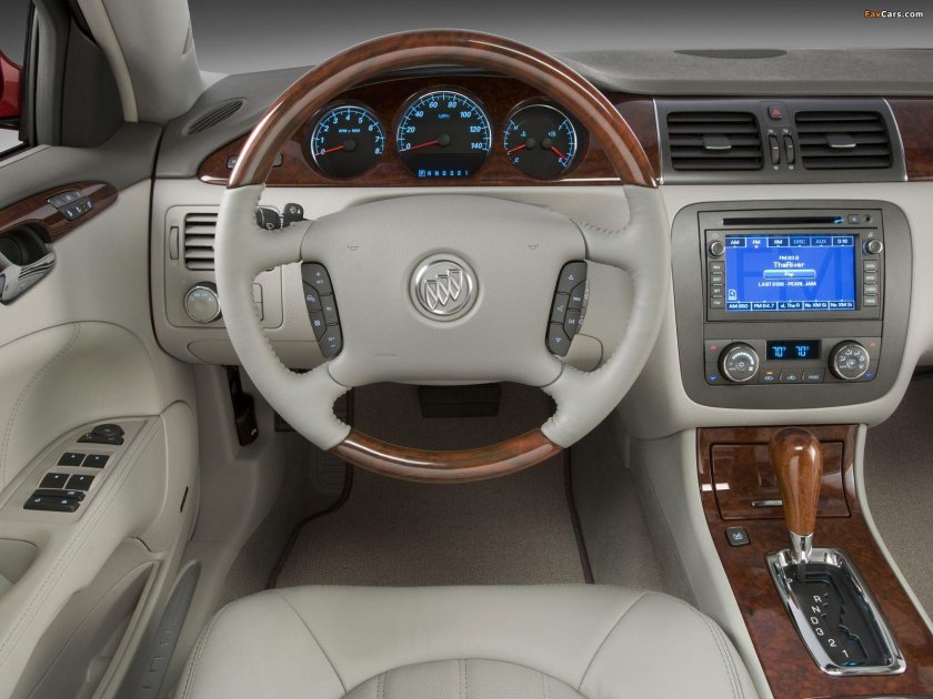Buick Lucerne 2008