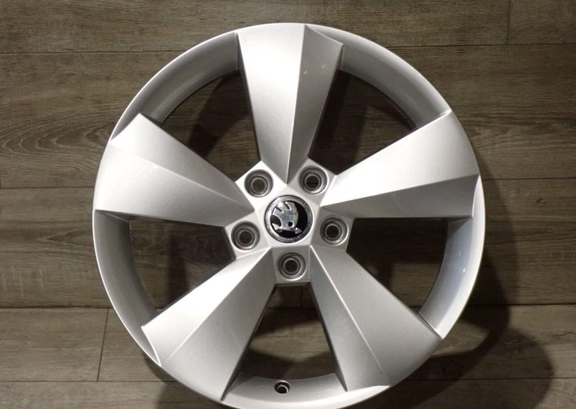 Диски Denom r17 Skoda
