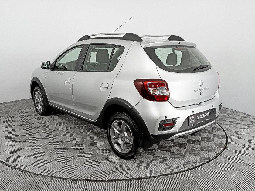 Рено сандеро ii