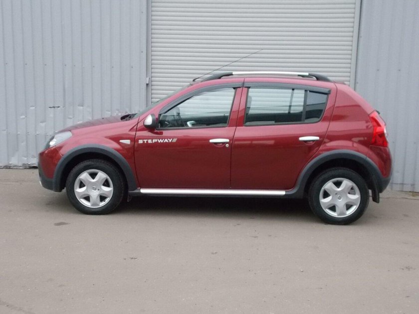 Рено Сандеро степвей 2013