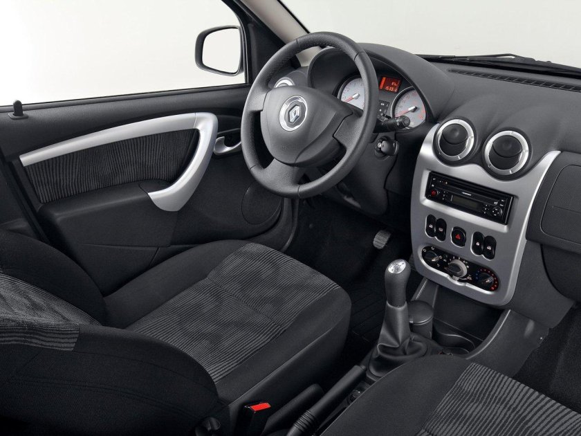Renault Sandero 1 салон
