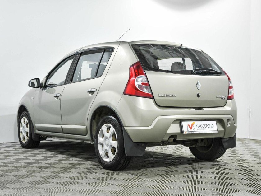 Renault sandero 2013