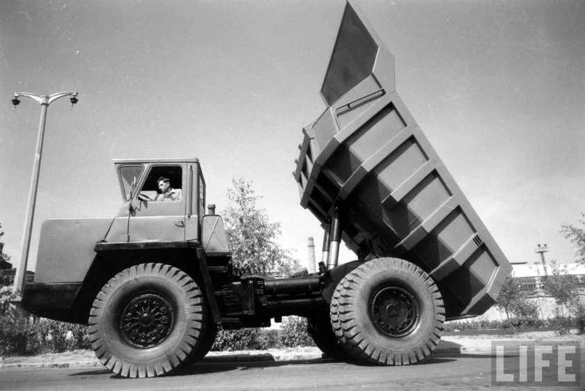 Карьерный самосвал БЕЛАЗ-540а