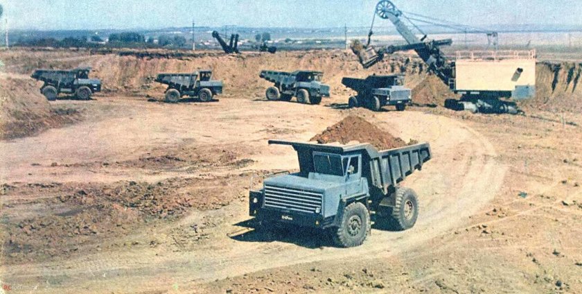 БЕЛАЗ-540 самосвал