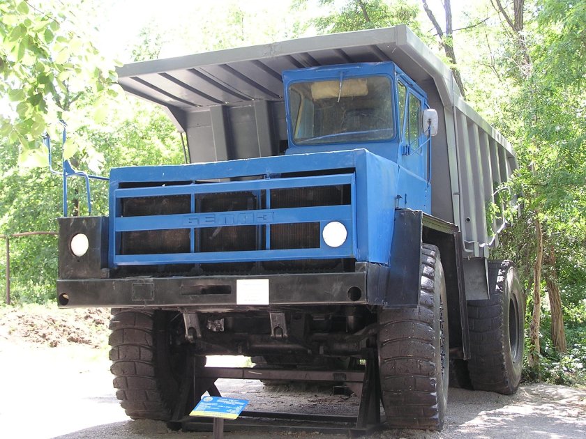 МАЗ-525 БЕЛАЗ-540