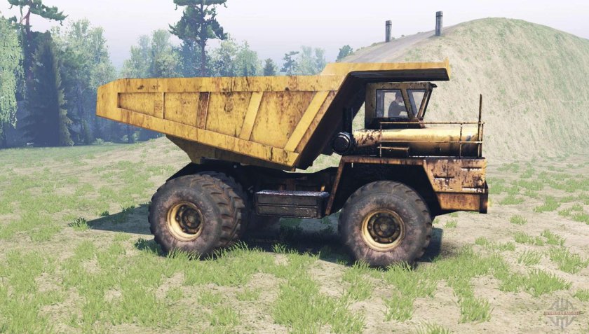 Самосвал БЕЛАЗ-540 вид спереди