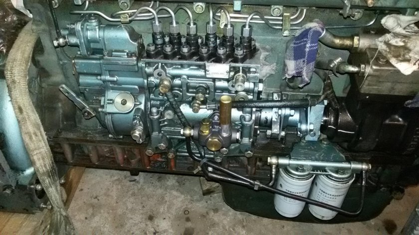 Двигатель WD615.95