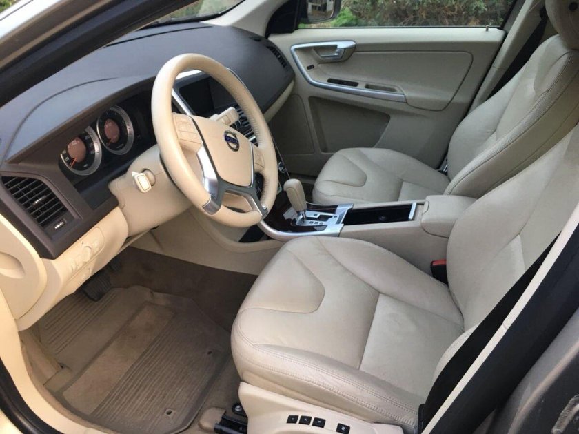 Volvo xc60 бежевый