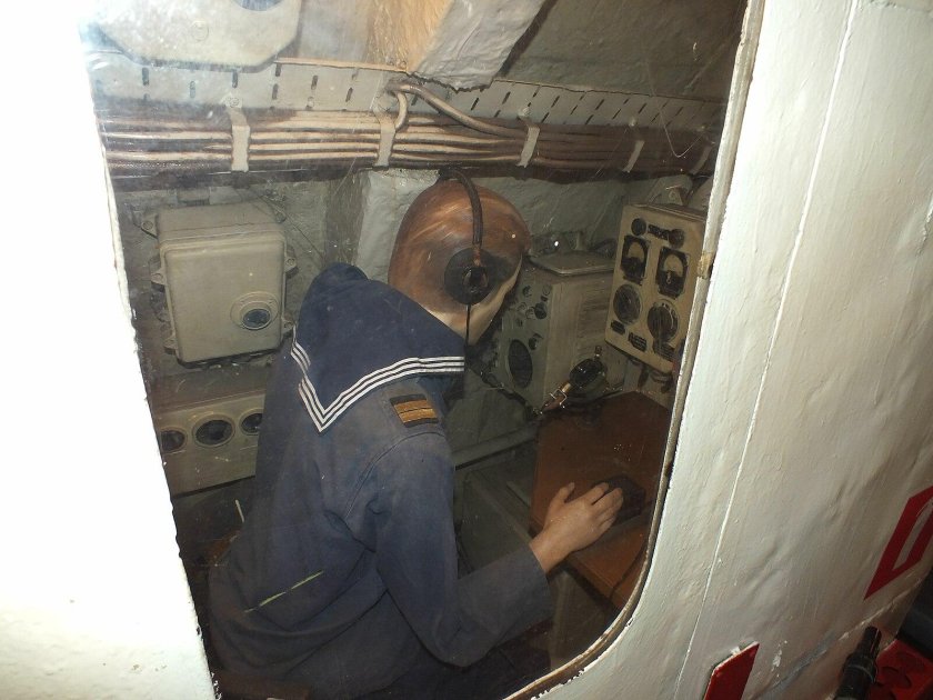 Акустик на подводной лодке