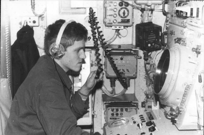Радист на подводной лодке