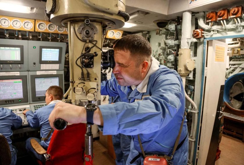 Машинист-Турбинист подводной лодки