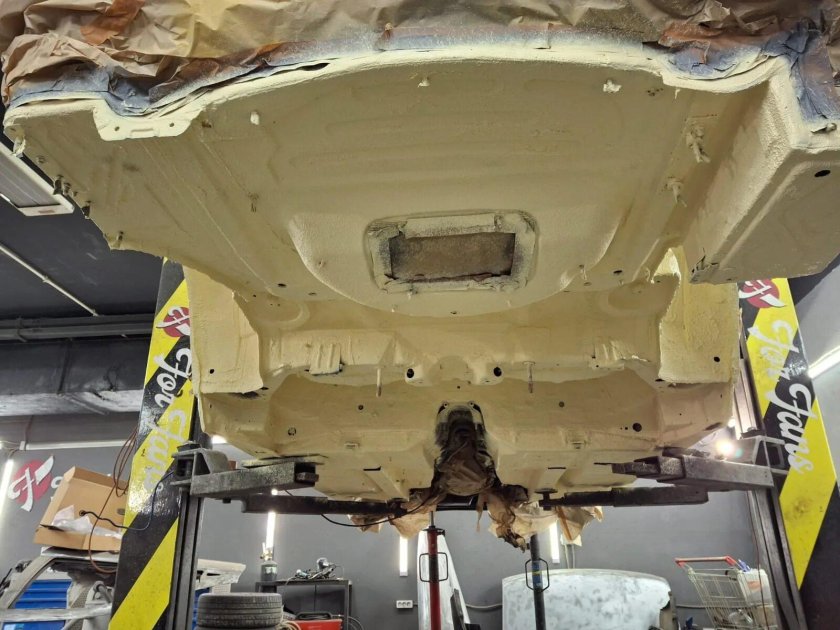 Обработка днища автомобиля