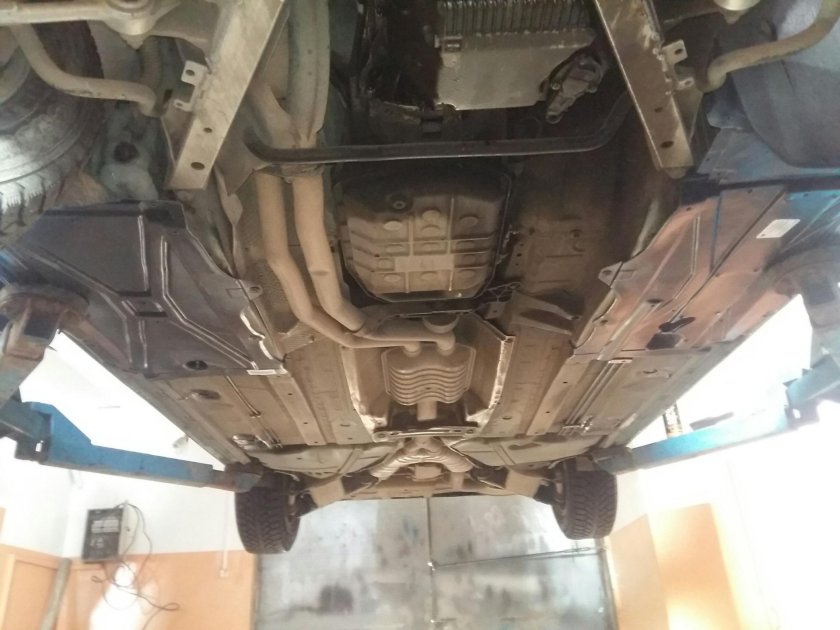 Днище БМВ е39