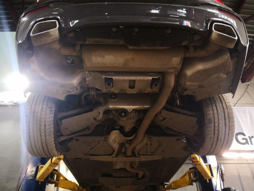 Днище BMW 5 g30